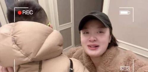 明星晒产子,幸福晒照引网友祝福