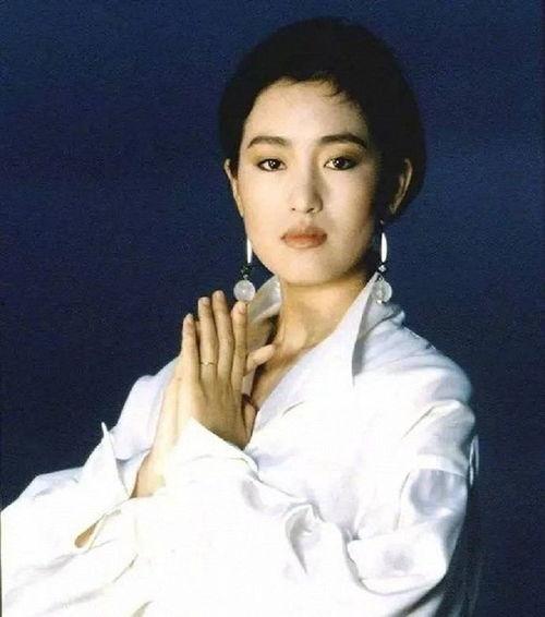 明星勒出山角,明星的蜕变之路