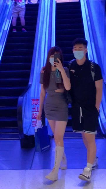 女明星和她的素人男友