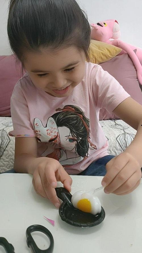 小云朵吃瓜,小云朵的甜蜜瓜果之旅